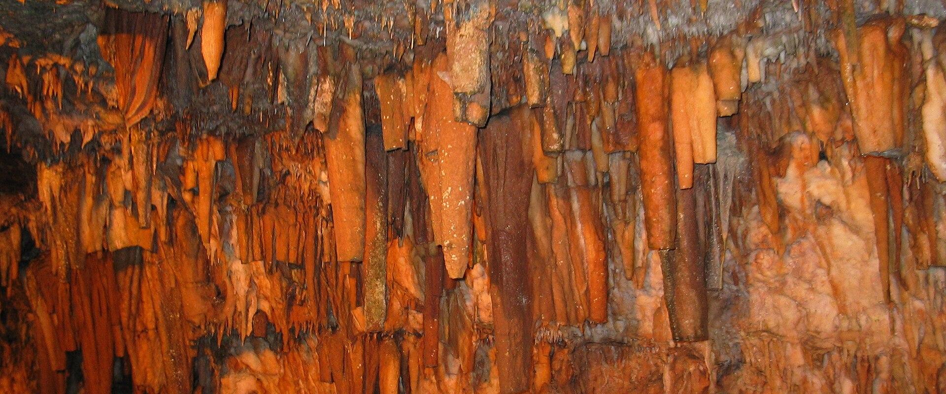 Drogarati Cave