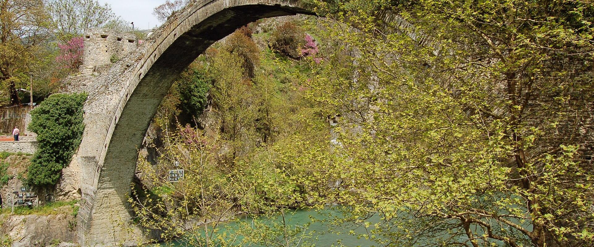 The Stone Bridge (Poutes)
