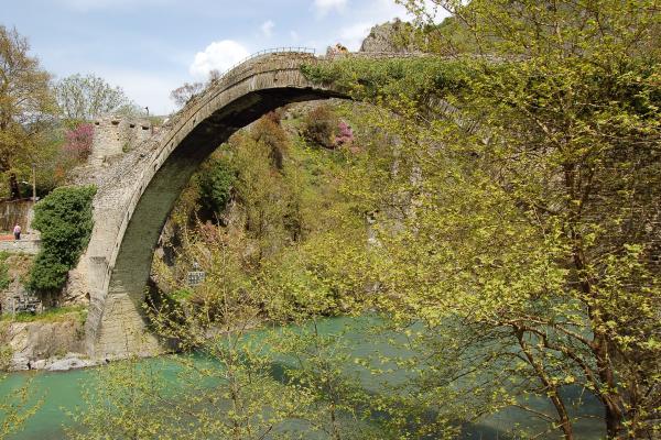 The Stone Bridge (Poutes)