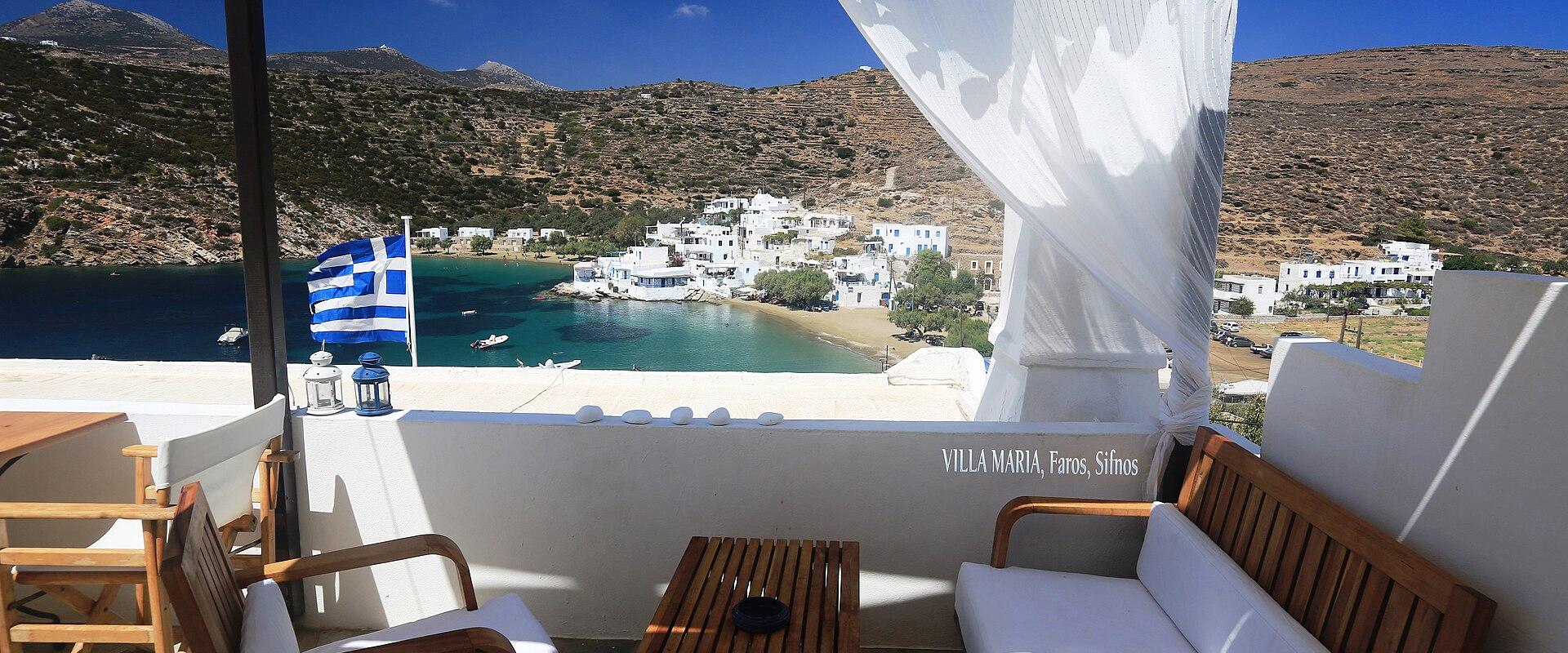 Apartments & Villas
