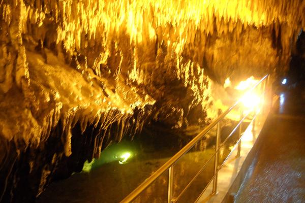 Dragon's Cave (Spilaia tou Drakou)