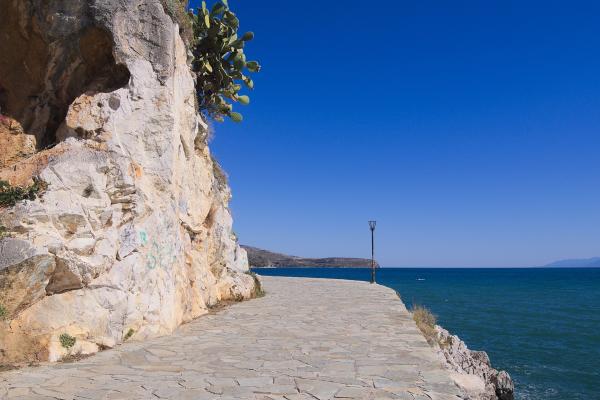 Arvanitia Promenade