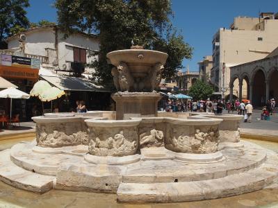 The Morosini fountain on Lions Square in Heraklion old town