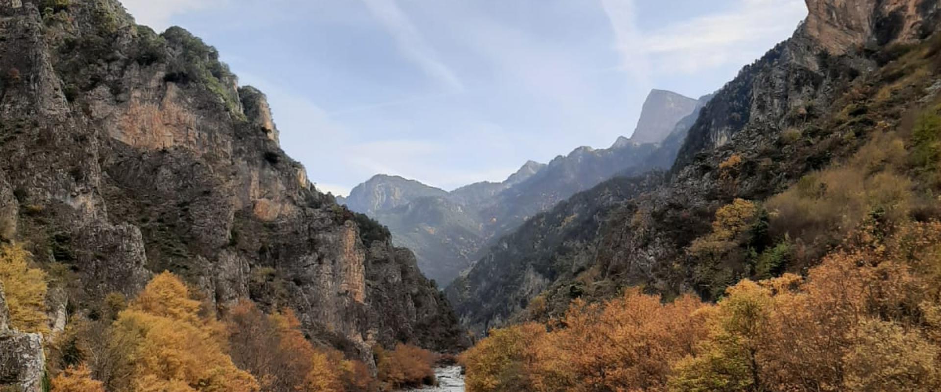 Aoös Gorge