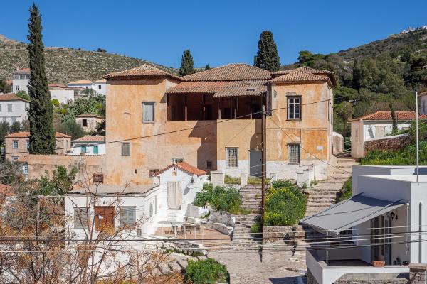 Lazaros Koundouriotis Historical Mansion