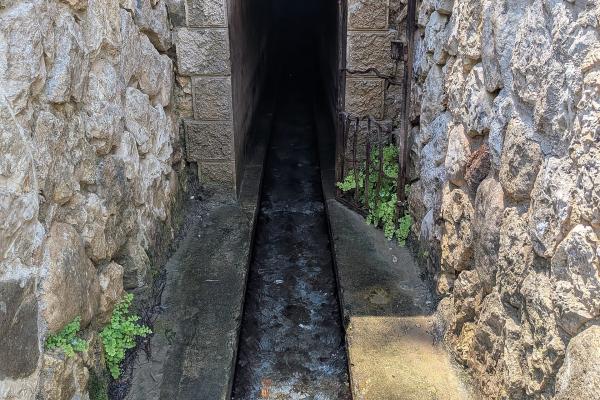 Seven Springs (Epta Piges)